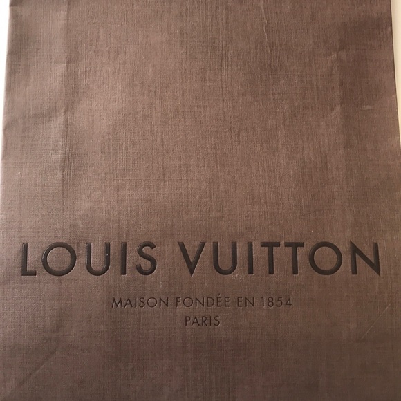 Authentic Louis Vuitton Set - Picture 2 of 4